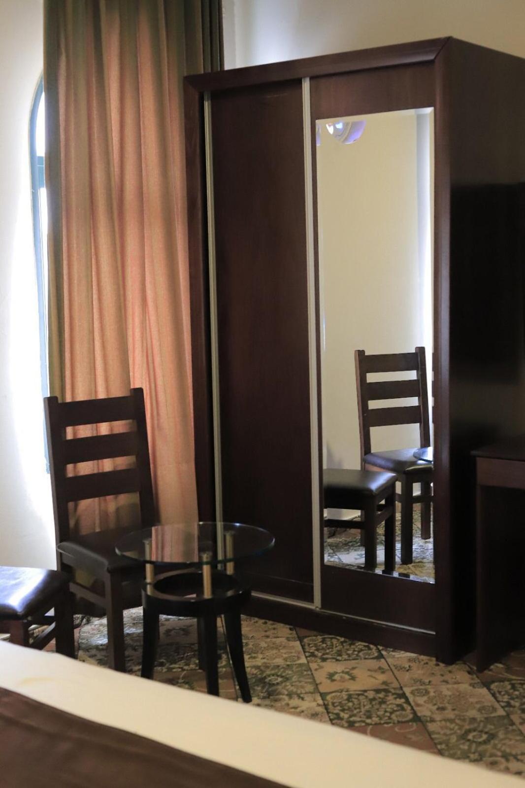 שכם Al Yasmeen Hotel מראה חיצוני תמונה